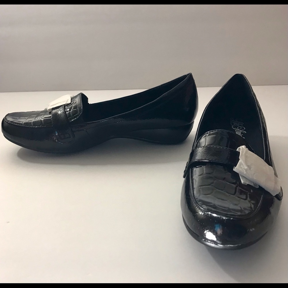 Life Stride Delana Black Loafers Patent Crocodile 7 1/2W